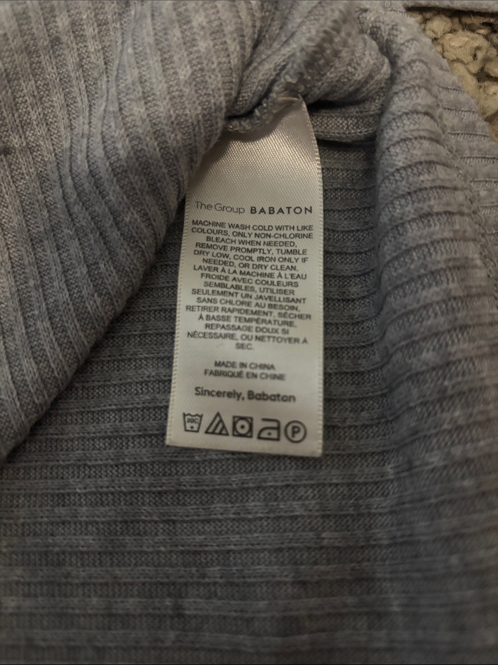 Aritzia Babaton Ribbed Crop Long-Sleeve Top in Heather gray. - Picture 9 of 10